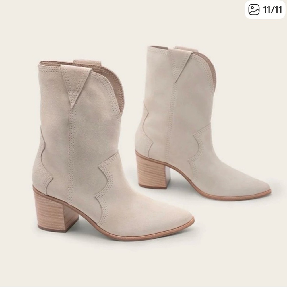 KAANAS Cream Ankle Boots, Size 6